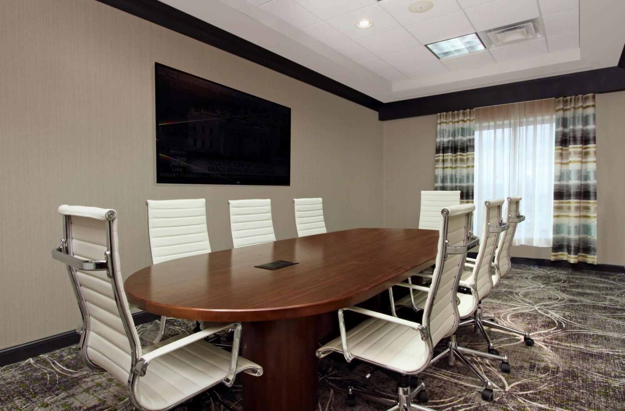 Hilton Garden Inn Columbus-University Area Buitenkant foto